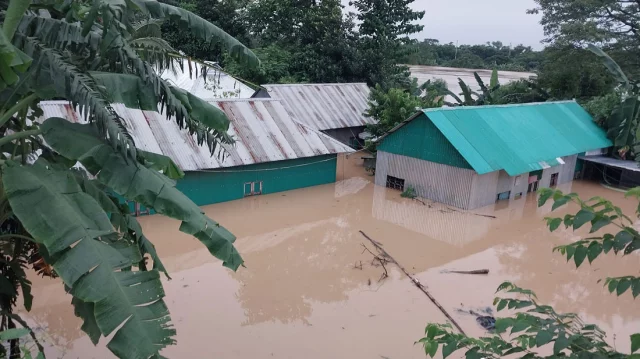 কুমিল্লার বন্যার কারণে ক্ষতিগ্রস্ত এলাকাগুলিতে উদ্ধারকাজ করেছে বর্ডার গার্ড বাংলাদেশ